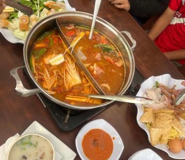 Kampong Pulau Kandis Apartment | Muhammad Najmi Hakim Bin Abdullah