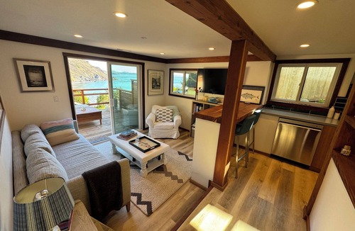 Muir Beach Apartment | Muir Beach - Pacific retreat, steps from the beach.