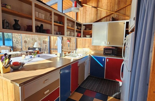 Stonington Cottage | Muir Boat House - Rustic, Fun Seaview "BoatHouse"