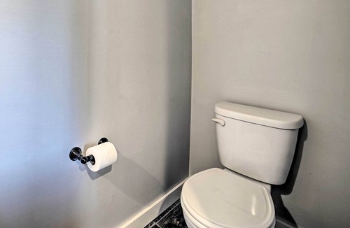 Mukilteo House | Mukilteo Retreat w/ Fire Pit & Ocean Views!