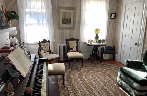 Wareham Center Bed & Breakfast | Mulberry Bed & Breakfast