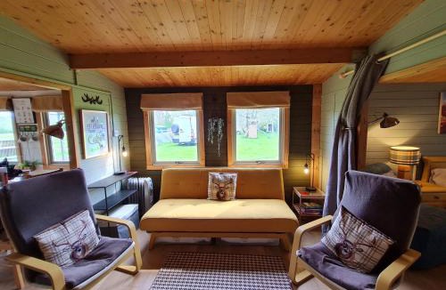 Broom Other | Mulberry Cottage Farm