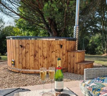 Peyrat-de-Bellac Apartment | Mulberry Gite