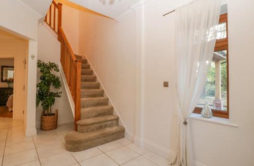 Broadstone House | Mulberry House