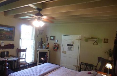 Mulberry Bed & Breakfast | Mulberry Lavender Farm and B&B