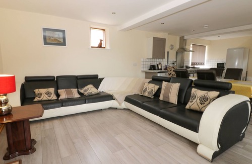 Tunstall Cottage | Mulberry Manor