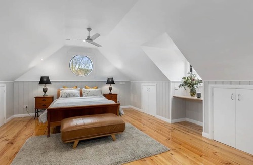 Invermay House | Mulberry Mews Cottage