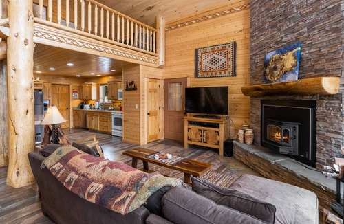 Lazy Acres House | Mule Deer Cabin