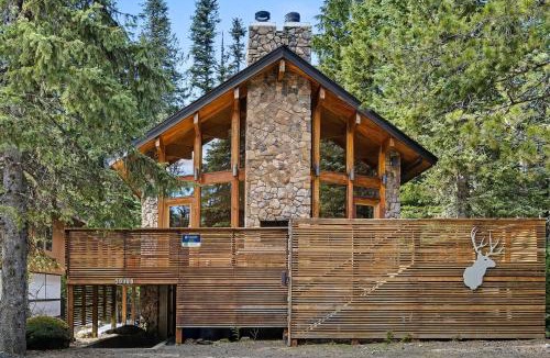 Government Camp House | Mule Deer - Luxury Mount Hood Chalet