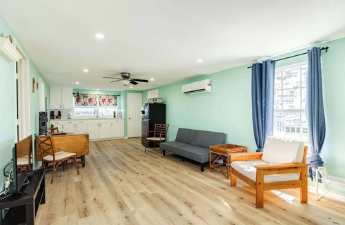 Surfside Beach House | Mullet Manor: Steps to the Beach in Surfside, Texas