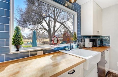 East Colorado Springs House | Mulligan Magic - Golf Hot Tub Fire Pit Scenic View
