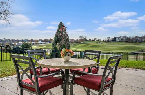 Jefferson House | Mulligan Manor Golf Course Views Fun Amenities
