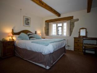 Street Bed & Breakfast | Mullions 51 B&B