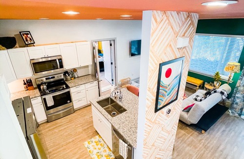 Point Venture House | Multi-Family Golf Course Townhome Lake Travis Sleeps 14-16