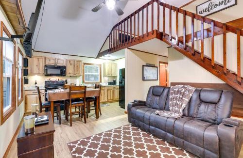 Russellville House | Multi-Level Bonneau Cabin Walk to Lake!