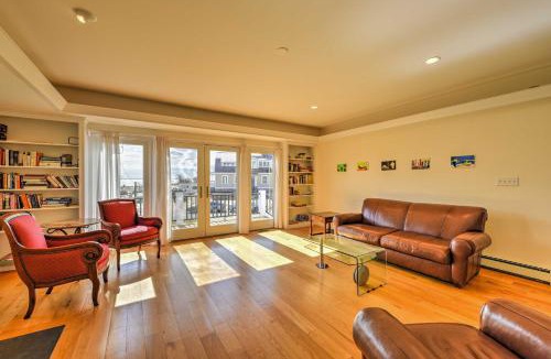 Marion Center House | Multi-Level Marion House Loft, Deck and Ocean Views