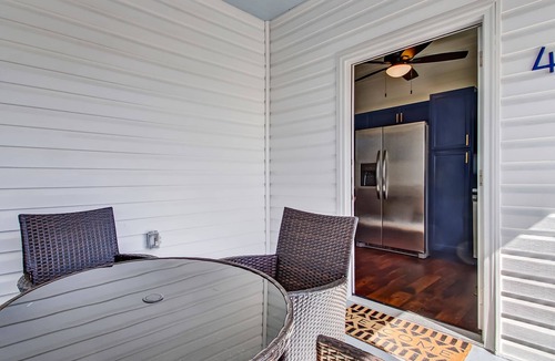 Tybee Island Condo | Multi-Unit Home, Steps to the Beach, Pool Access
