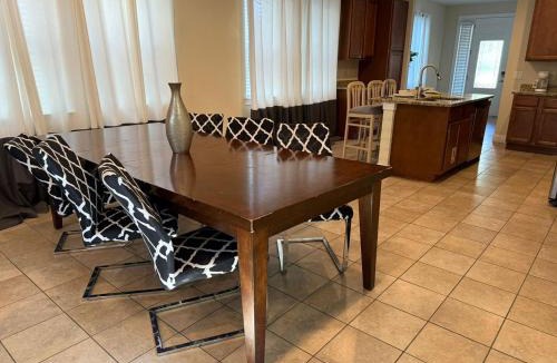 Davenport House | Multiple Family Homes 16 Rooms - PoolSpa