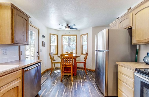 Crescent House | Multiple Unit Retreat w/Firepit & Enclosed Yard