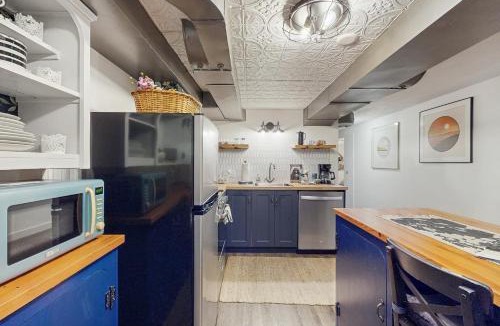 Multnomah House | Multnomah Village Hideaway