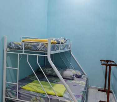 Kampung Sura House | Munirah Homestay