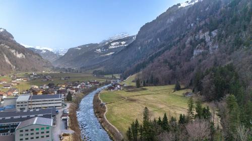 Saint Georgen Ot Brigach Apartment | Muota River Loft & Muota Industry Apartment near Stoos