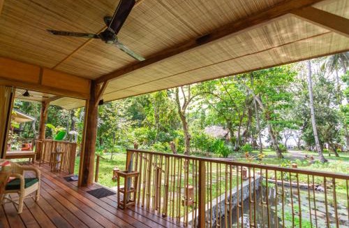 Pineleng Hotel | Murex Dive Resort