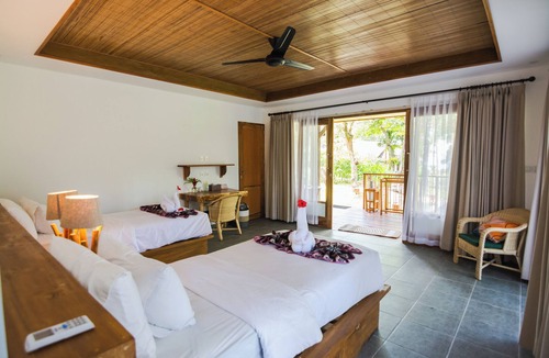 Pineleng Hotel | Murex Manado Dive Resort