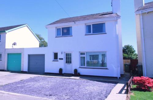 Edern House | Muriau Gwyn, Edern, Morfa Nefyn