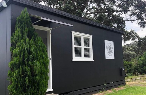 Muriwai Cabin | Muriwai Lodge