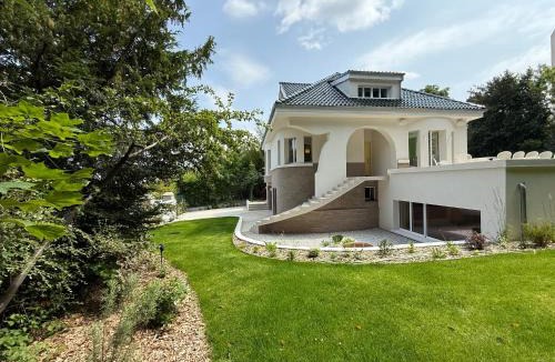 Le Pecq Bed & Breakfast | Murmures - Luxury Guesthouse St Germain en Laye