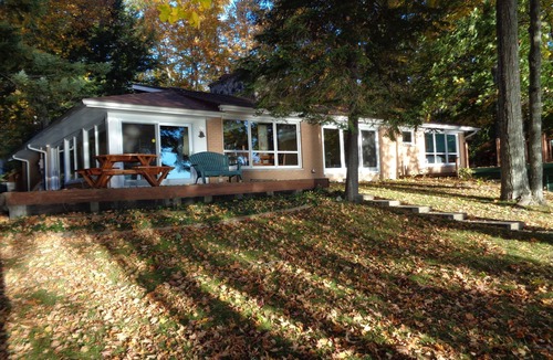 Glen Arbor House | Murphy's Glen- Big Glen Lake Waterfront