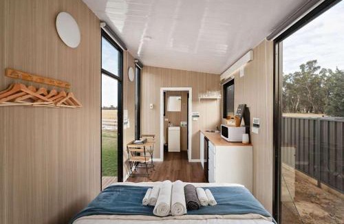 Koonoomoo House | Murray Haven Farm Stay by Tiny Away
