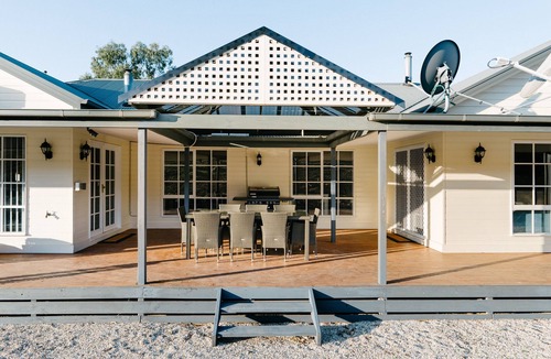 Yea House | Murrindindi Executive Retreat