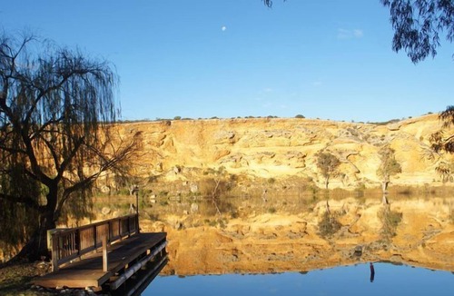 Walker Flat House | Murrundi Cliffs Walker Flat Holiday Home