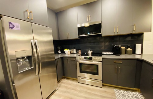 Academy Square Condo | Muse Condo - Walking distance to Broadway, Ascend Amphitheater & Titans Stadium.
