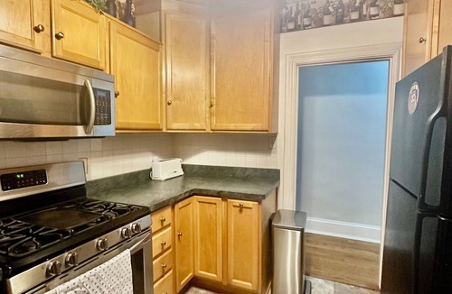 Fan District Condo | Museum District condo close to Museums, Cary Town, Scotts Addition, and Stadium.