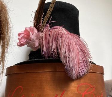 Newburgh Apartment | ‘Museum Loft’ Scotland’s Wee Hat Museum