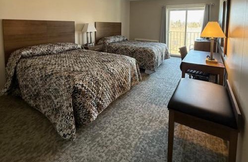 Mesick Hotel | Mushroom Cap Motel