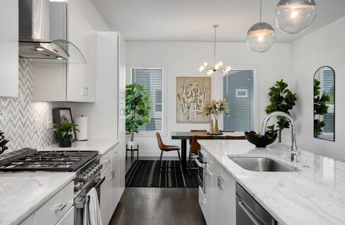 Berry Hill House | Music City Dream-Spacious w/7 Beds, Balcony, Fire