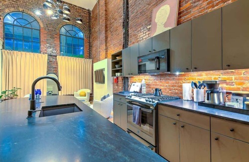 Arts District Apartment | Music City Retreat, 2BR Historic Home - Walk to DT