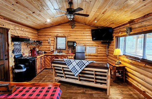 Mid America Cabin | Music Mountain Retreat Cabin B
