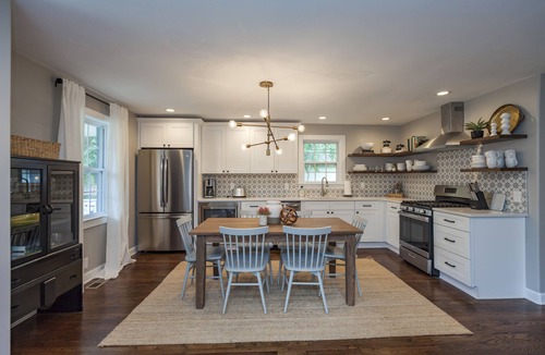 Edgehill House | Music Row Honey! Walk to Broadway! Off ST Parking!