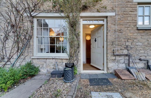 Oundle House | Music School Cottage 1