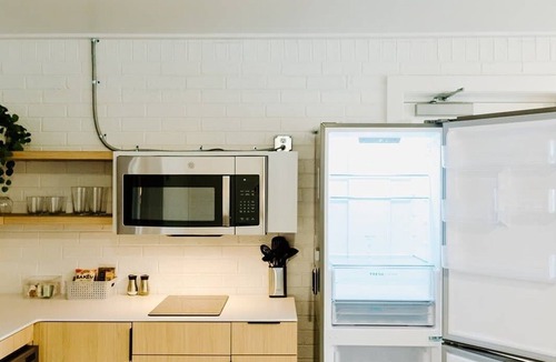 Edgehill Apartment | Musician's Suite: Luxe Music Row Stay, Walk to Gulch!