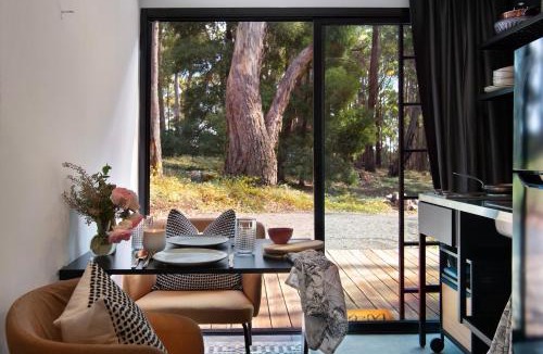 Musk House | Musk See Tiny Home-tranquil escape in bush setting