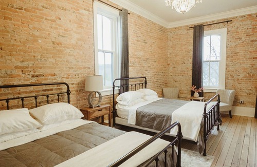 Newaygo Hotel | Muskegon River Inn