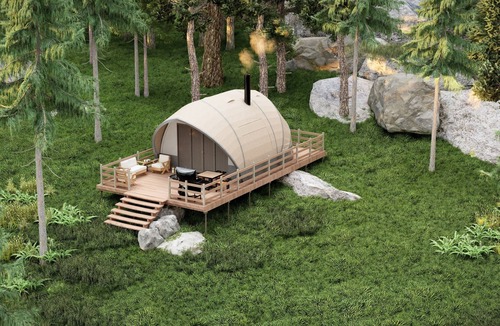 Torrance RV Rental | Muskoka Glamping Structure 3