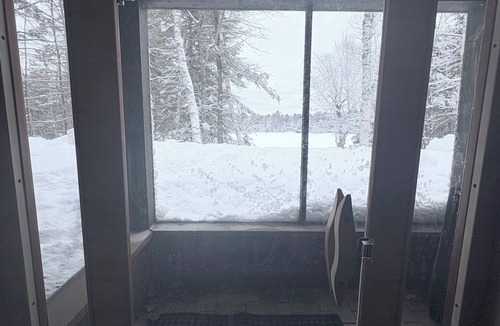 Novar Cottage | Muskoka Lakefront Cottage Retreat, All-Season, Sauna, Water Activities