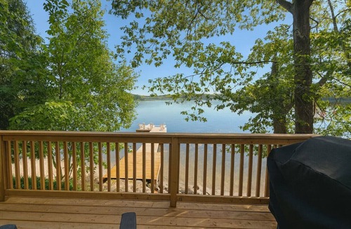 Utterson Cottage | Muskoka Waterfront Cottage on Three Mile Lake